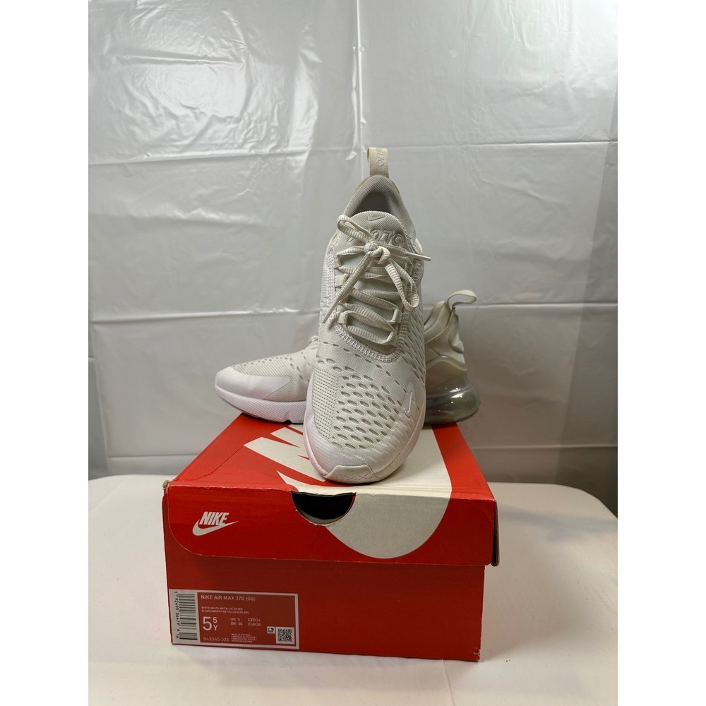 Nike Air Max 270 GS White‎ Metallic Silver Kids Running Shoes Size 5.5Y